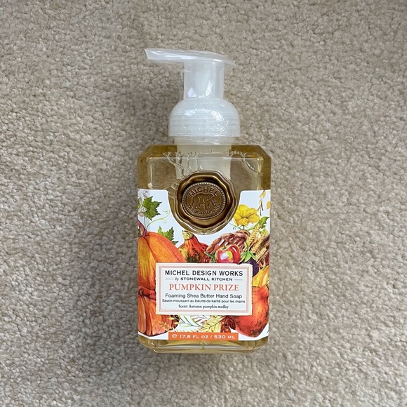 Michel Design Works Pumpkin Prize Foaming Hand Soap - Picture 1 of 15